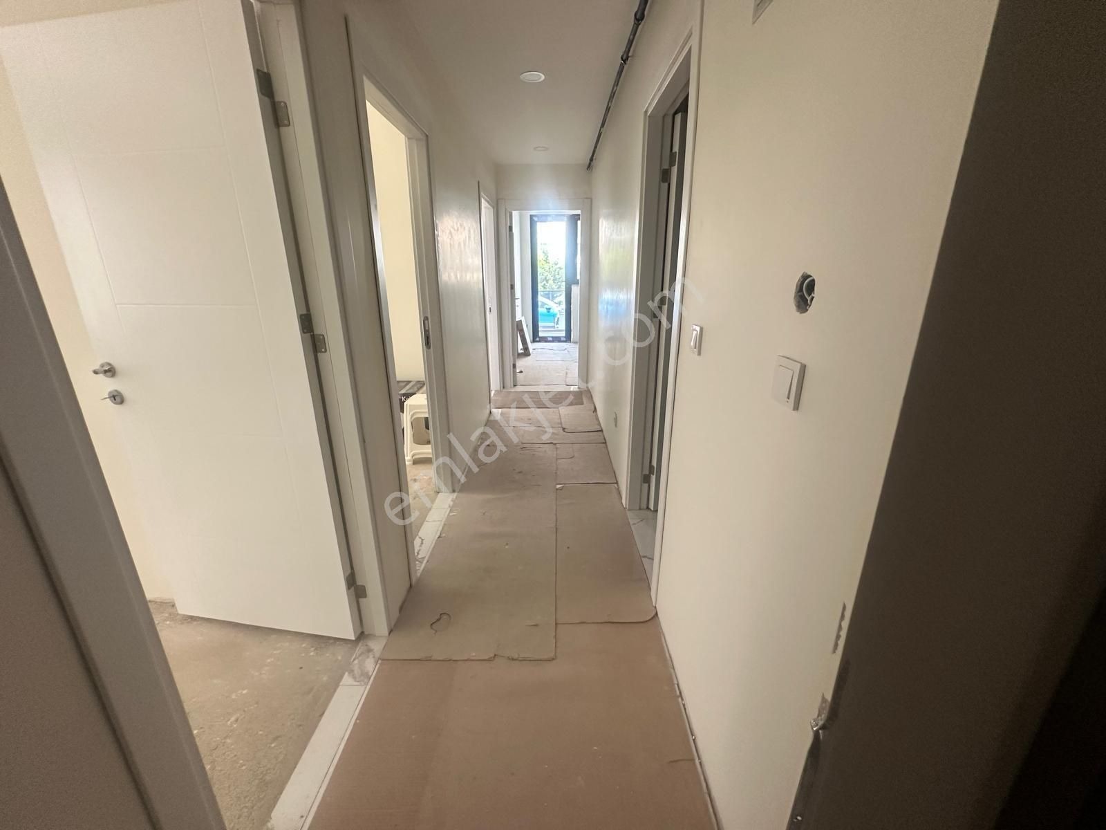 Baki Emlaktan Orhantepede 2+1 Geniş Daire - İSTANBUL KARTAL fotoğraf 6