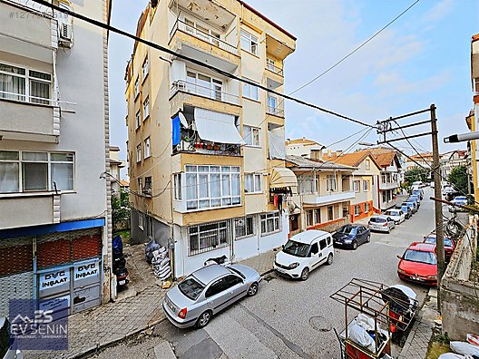 GÖLCÜK MERKEZ MAH. DE 3+1 BAKIMLI 125 M2 ARA KAT SATILIK DAİRE - KOCAELİ GÖLCÜK fotoğraf 6