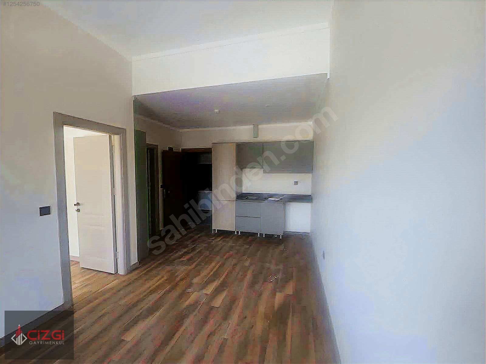 KÖRFEZKENT ANA CADDE ÜZERİ SATILIK ARAÇ TAKASLI 1+1 REZİDANS - KOCAELİ KÖRFEZ fotoğraf 3