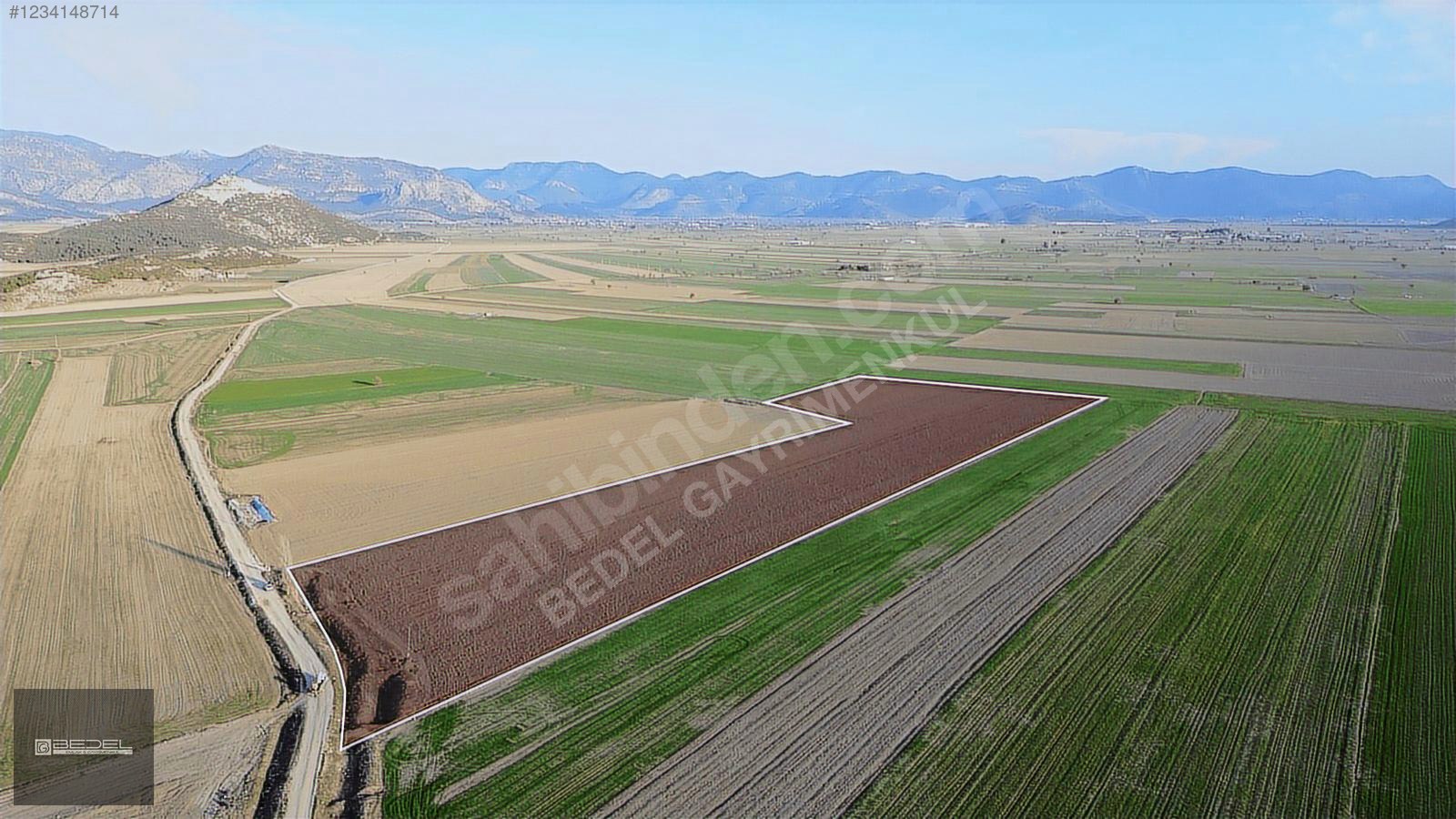 BUCAK KARAALİLER KÖYÜ 82 DÖNÜM TEK TAPU HALİNDE SULU TARLA - BURDUR BUCAK fotoğraf 6