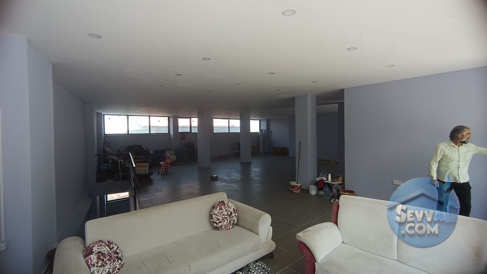ENKA GYO'DAN KİRALIK 180+220 M2 CADDE ÜZERİNDE DUKKAN MAGAZA - Kocaeli Başiskele fotoğraf 2