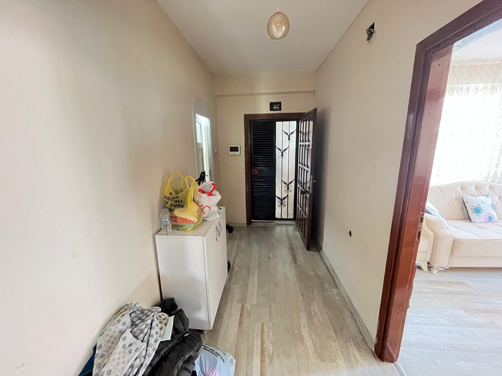 HÜRRİYET MAHALLESİNDE GENİŞ OTURUMLU 3 CEPHELİ 3+1 DAİRE - MERSİN YENİŞEHİR fotoğraf 11