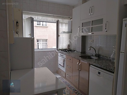SULTANMURAT MAH. 2+1 80M². 3.KAT MASRAFSIZ MERKEZİ KONUM - İSTANBUL KÜÇÜKÇEKMECE fotoğraf 2