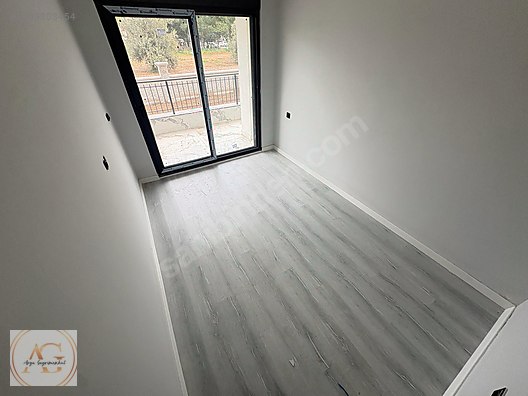Hamidiye'de Otoparklı, Ebeveyn Banyolu, 3+1 Satılık Daire - BALIKESİR EDREMİT fotoğraf 4