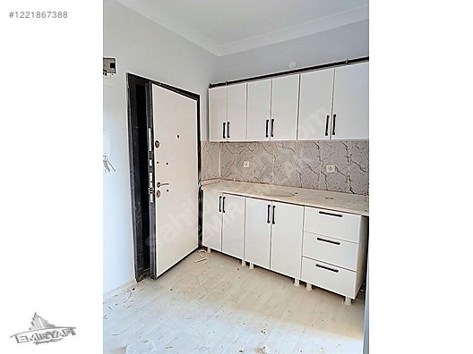 EMİR EMLAK GAYRİMENKULDEN SATILIK 1+1 ÇARŞI MERKEZLİ APARTLAR - KARS MERKEZ fotoğraf 8
