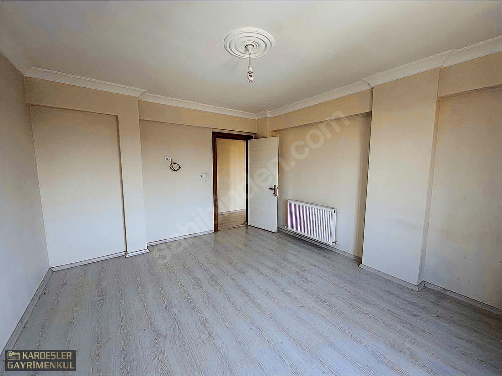 SATILIK CUMHURİYET MAHALLESİNDE 3 KAT DAİRE - MANİSA AKHİSAR fotoğraf 7