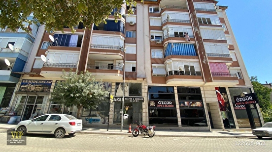 VİP GAYRİMENKUL Merkezde 3 KATLI, İKİ TARAFI YOL CEPHE DÜKKAN - ANTALYA ELMALI fotoğraf 17