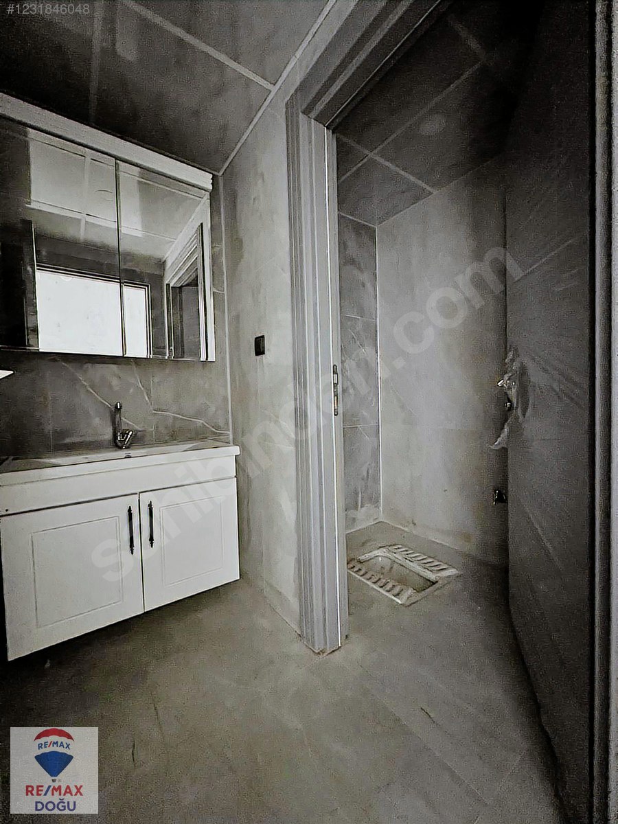 REMAX DOĞU CUMHURİYET MAH.SRC YAPI SIFIR SATILIK 4+1 DAİRELER - ELAZIĞ MERKEZ fotoğraf 9