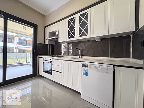 Altınoluk'ta Denize 50m, Havuzlu, Manzaralı 2+1 Satılık Daire - BALIKESİR EDREMİT fotoğraf 6