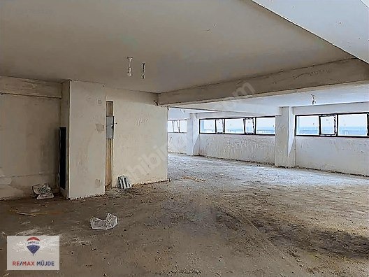ANA CADDE ÜSTÜ SIFIR, OTOPARKLI NATAMAM KİRALIK KATLAR - İSTANBUL GÜNGÖREN fotoğraf 13