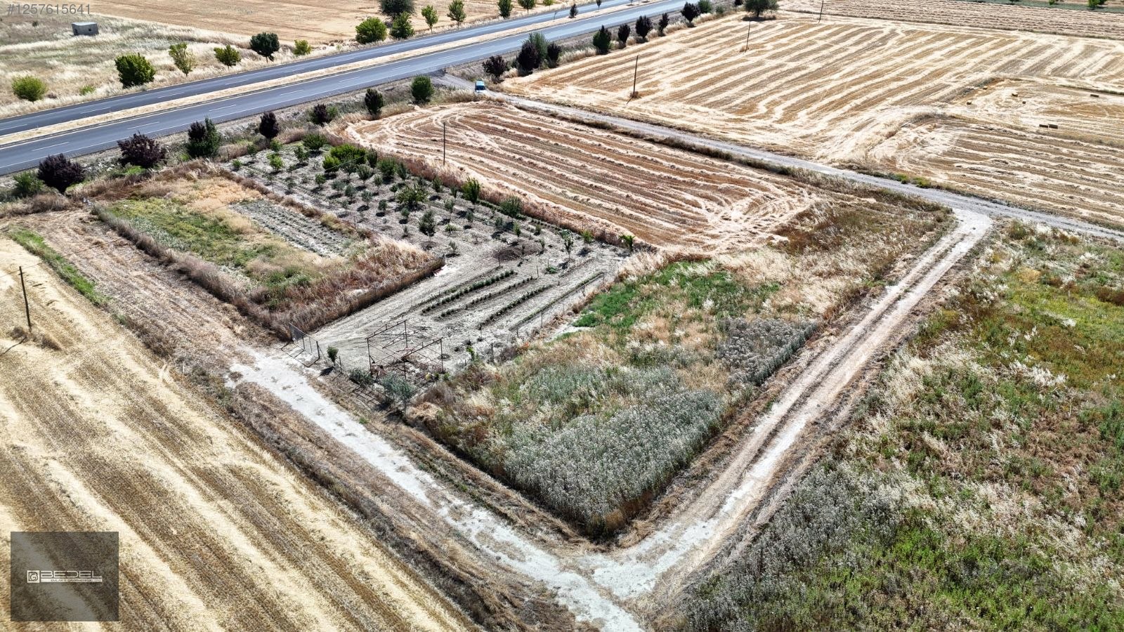 SATILIK KIZILKAYA 456 M² ANAYOLA YAKIN YATIRIMLIK İMARLI ARSA - BURDUR BUCAK fotoğraf 4