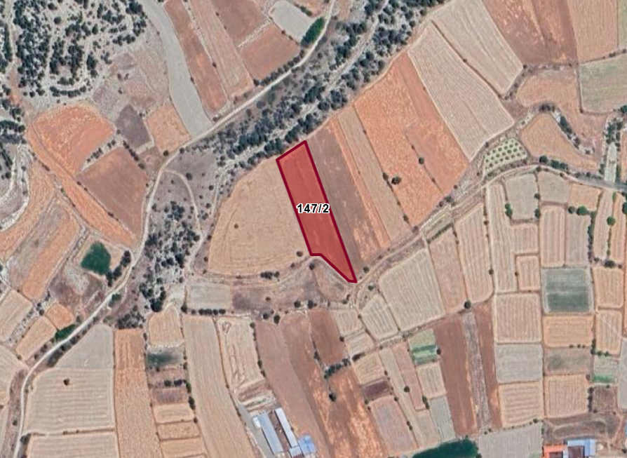BURDUR MERKEZ İĞDELİ   KÖYÜNDE  4.750  M²  TARLA  SATILIKTIR