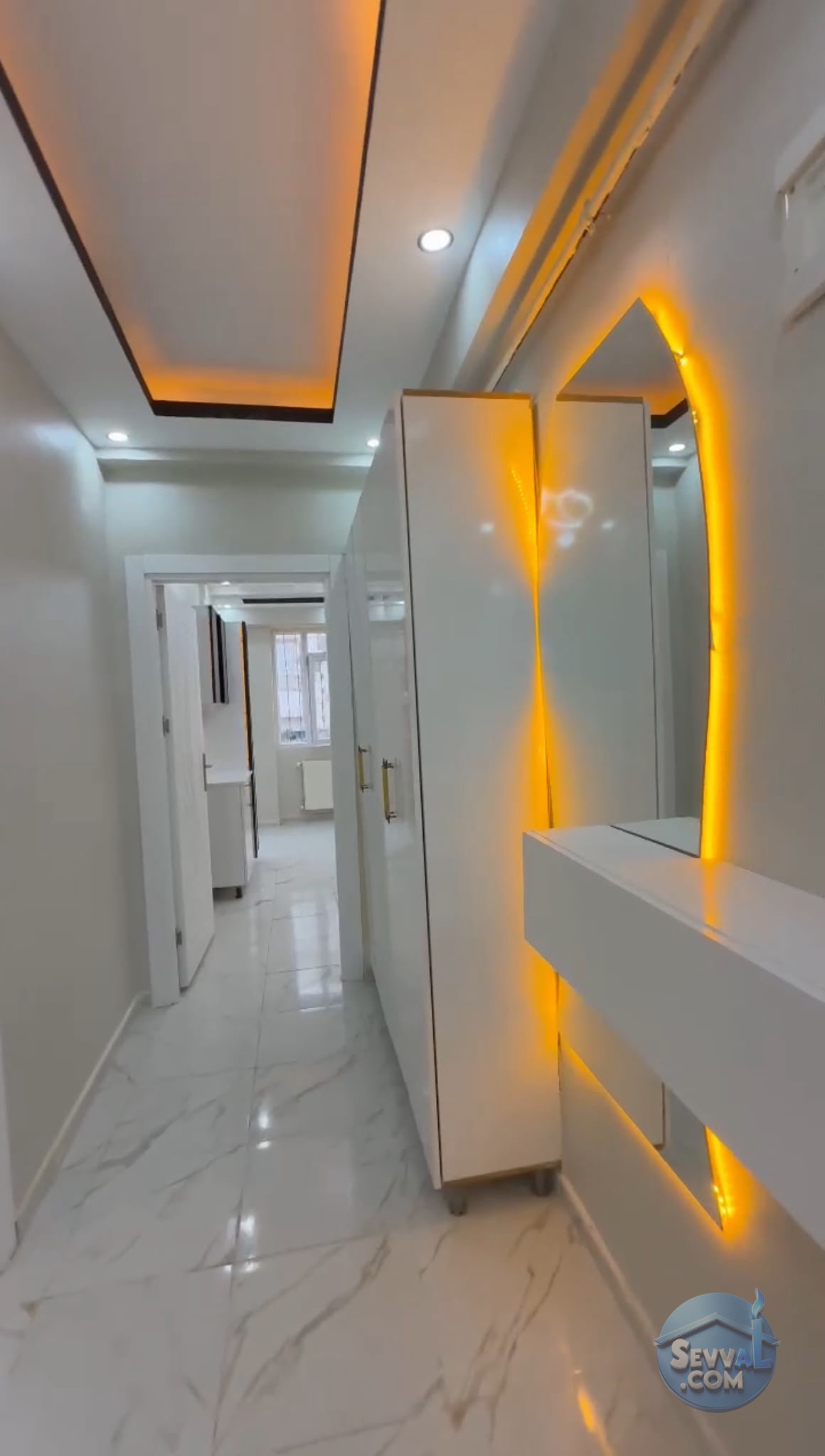AHMET YESEVİ MAH. CAZİBE ARKASI ARA KAT İÇİ FULL YAPILI 3+1 ODALI SATILIK DAİRE. - ŞANLIURFA HALİLİYE fotoğraf 6