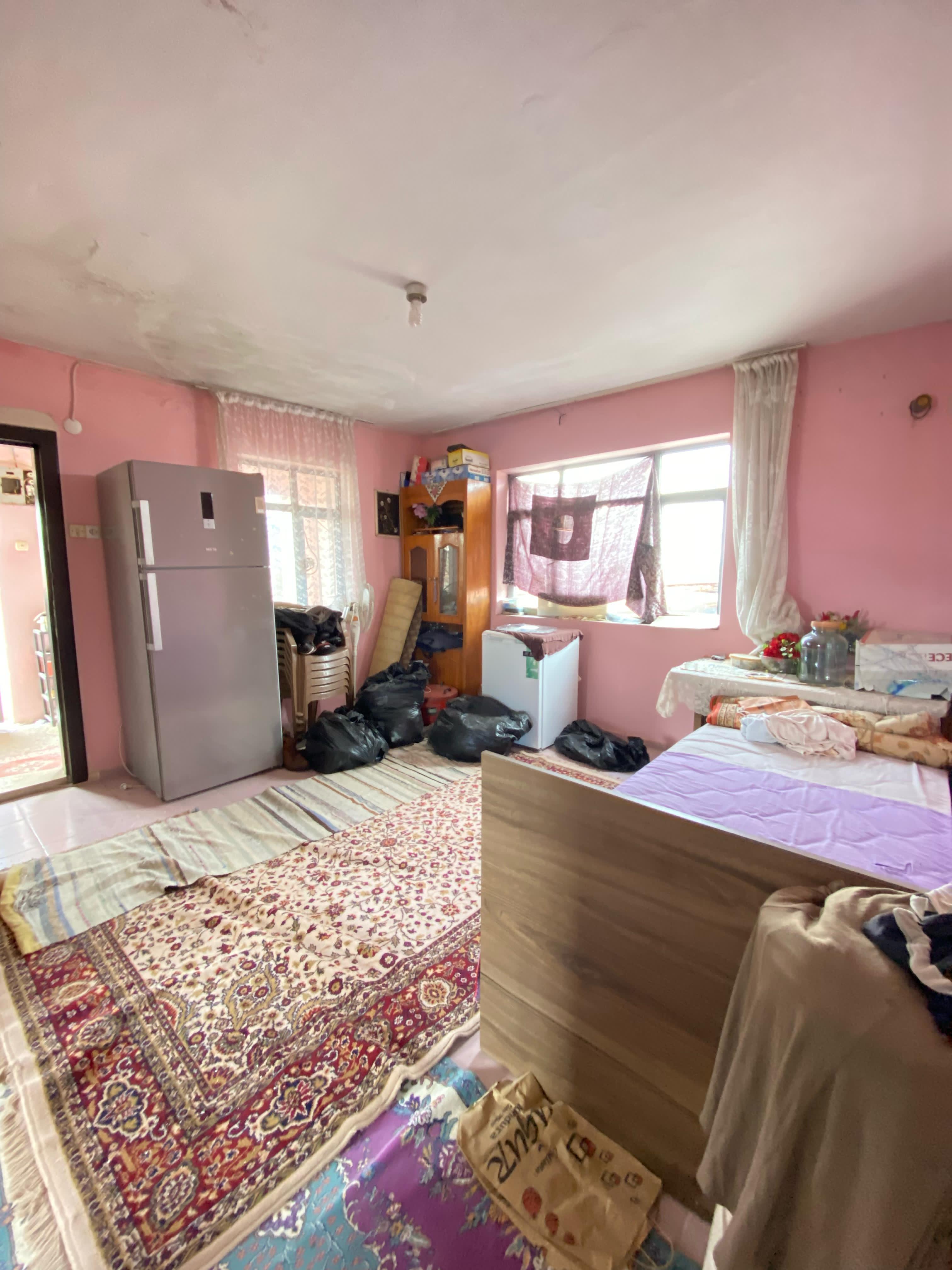   Manisa Şehzadeler Çerkezmahmudiye  Mah. Satılık Köy Evi - MANİSA ŞEHZADELER fotoğraf 4