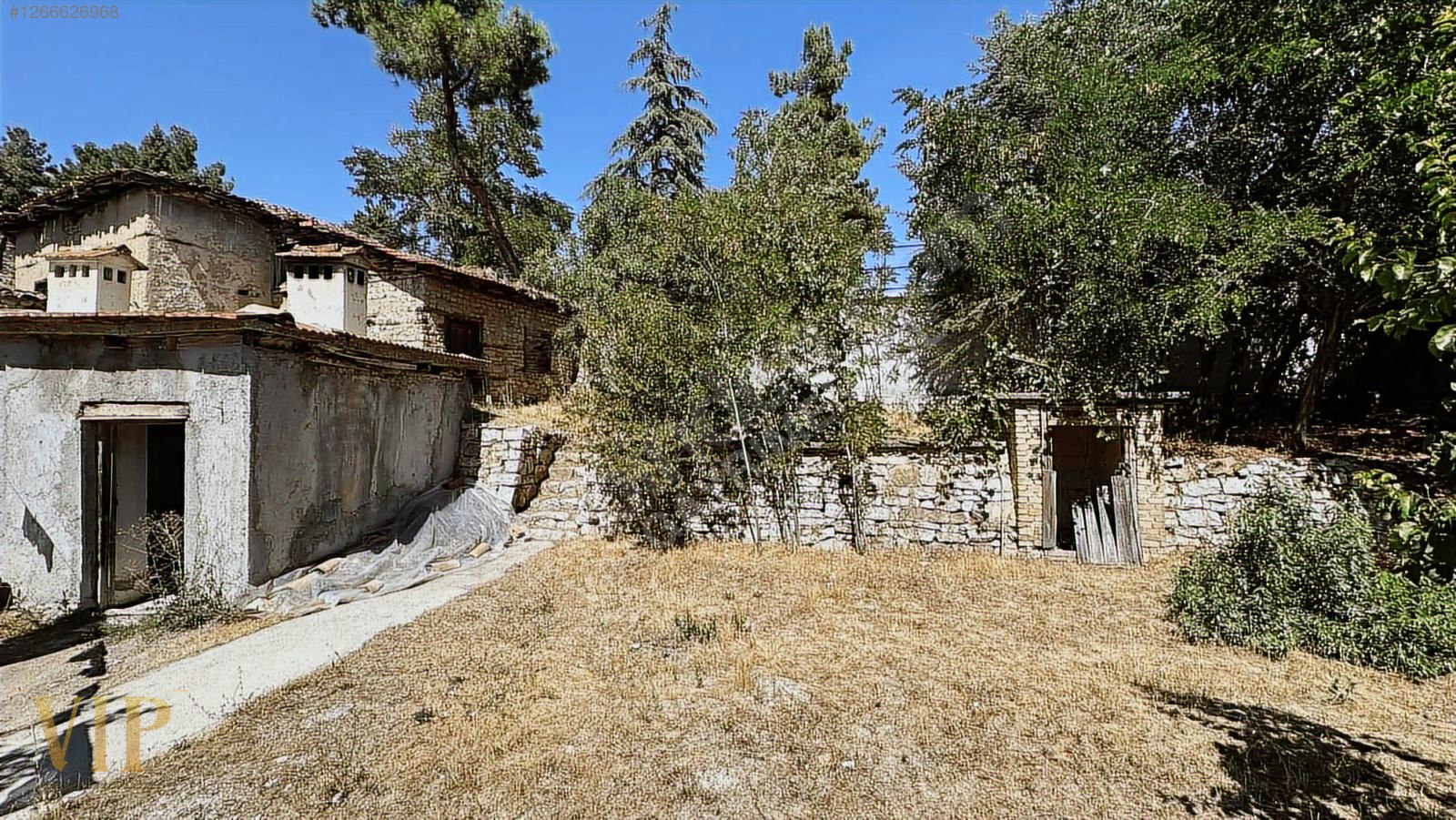Şehir Merkezi 807 m²Arsası 2 Katlı Ev Bahçeli ve 2 Adet Dükkan - ANTALYA ELMALI fotoğraf 6