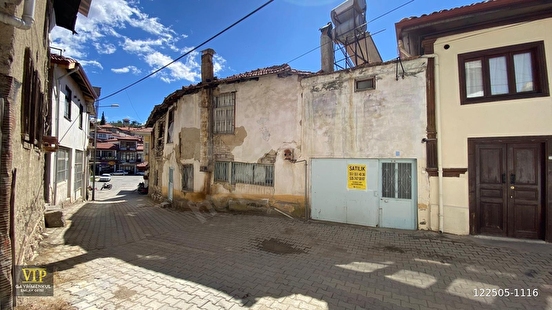 VİP GAYRİMENKUL'den CAMİATİK MAH. 2 KATLI MÜSTAKİL EV - ANTALYA ELMALI fotoğraf 2