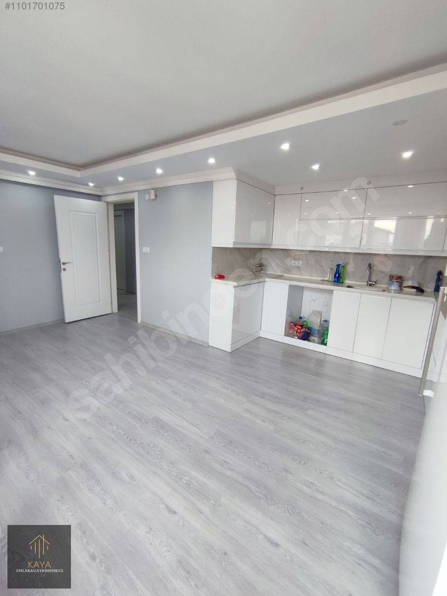 KAYA GAYRİMENKUL'DEN SARAYALTIDA SATILIK FULL YAPILI 2+1 DAİRE - UŞAK MERKEZ fotoğraf 2