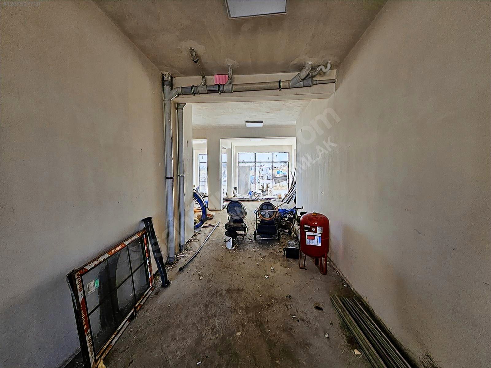 ARAÇ TAKASLI-RESMİ TAPU DEVİR-125 M2 HER İŞE UYGUN SUPER DÜKKAN - ANKARA ÇUBUK fotoğraf 29