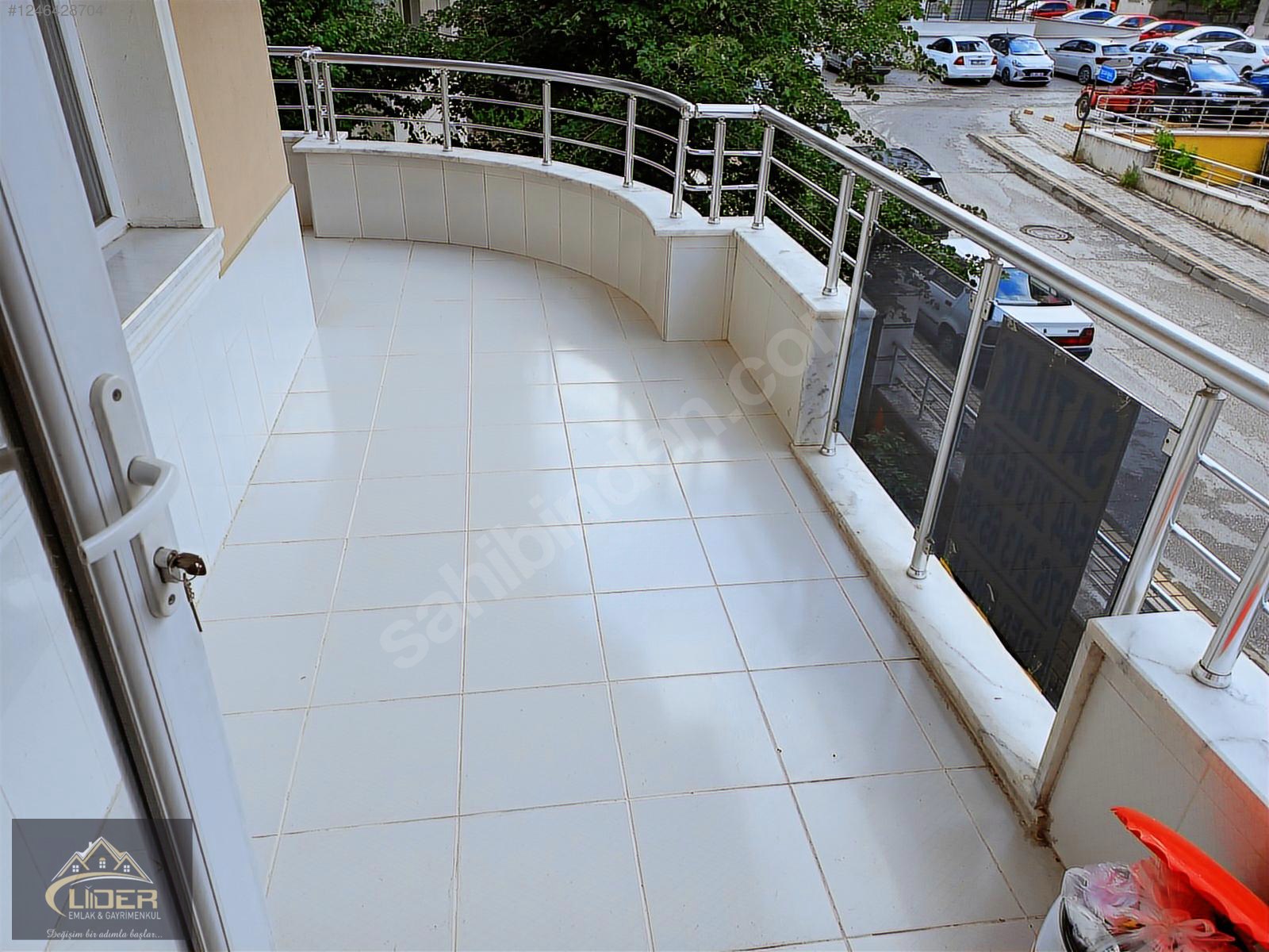 LİDER EMLAK YENİ MAH.DE 3+1 İÇİ FUL YAPILI 137 M2 KOMBİLİ - ÇANKIRI MERKEZ fotoğraf 2