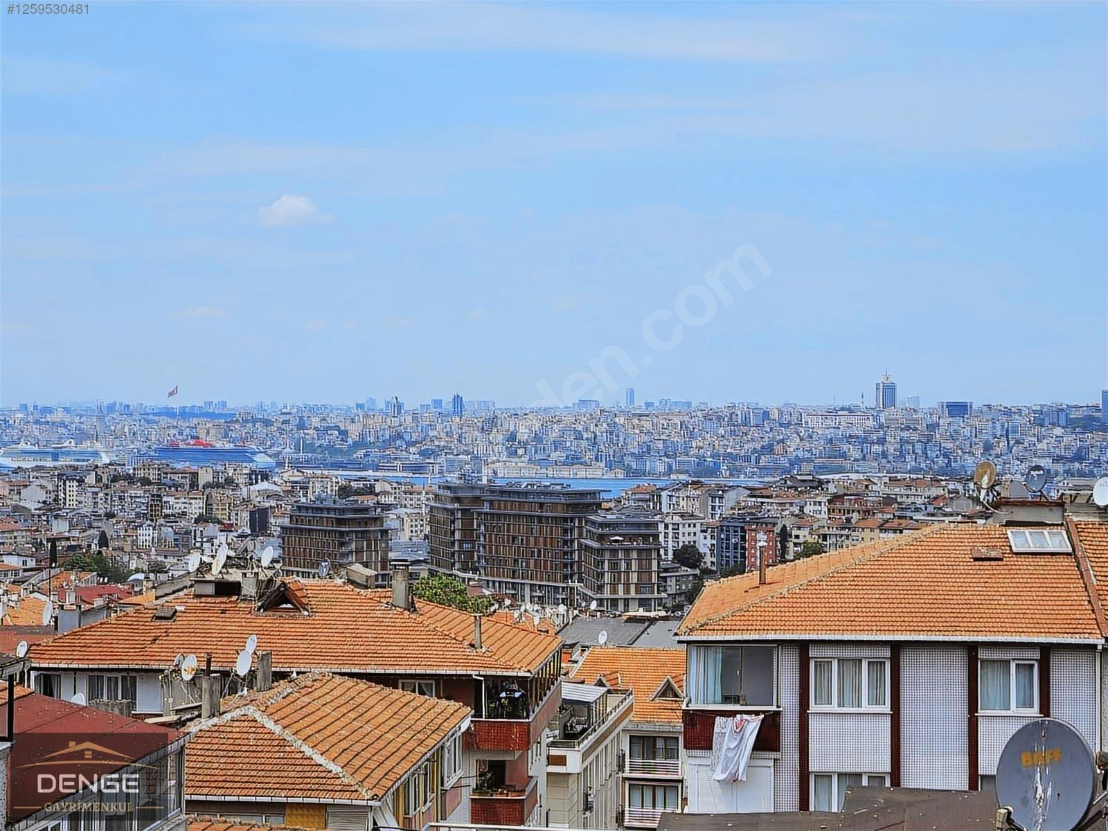 ÜSKÜDAR VALİDE ATİK MAH. MERKEZİ KONUMDA SATILIK MÜSTAKİL BİNA