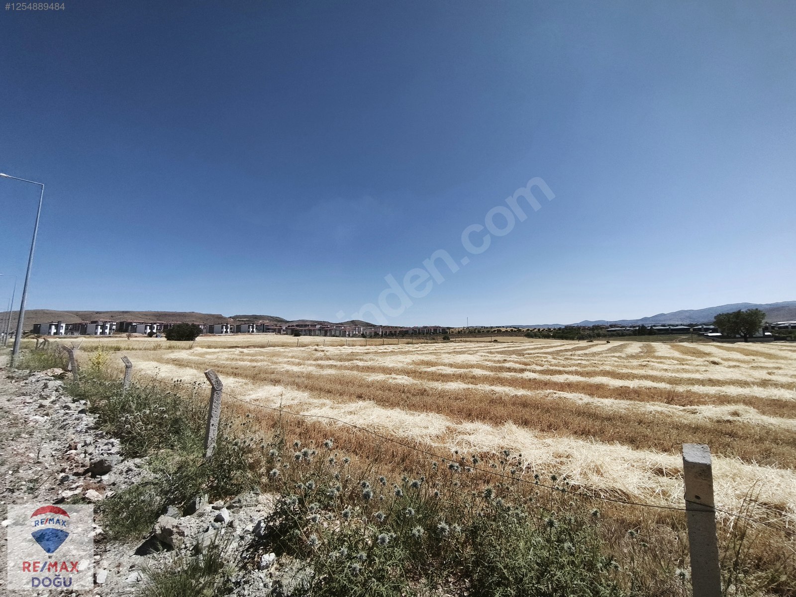 REMAX DOĞU'DAN VİLLA ARSASI 3 ADET VİLLA SIĞMAKTA - ELAZIĞ MERKEZ fotoğraf 2