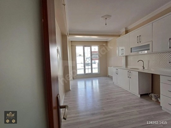 ROYAL EMLAKTAN ŞEYHCUİ MAHALLESİNDE KİRALIK 3+1 FIRSAT DAİRE! - AMASYA MERKEZ fotoğraf 9
