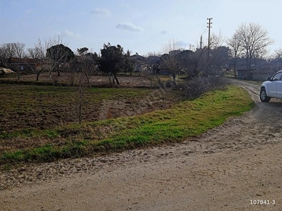 TEVFİKİYE KÖYÜNDE 511 M2 MÜSTAKİL TAPU İMARLI İFRAZLI ARSA - EDİRNE İPSALA fotoğraf 2