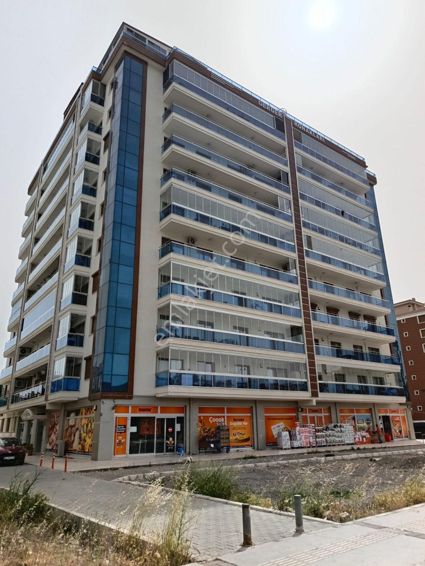 Yenigirne De 3+1- 160m2 Daire Satılık - Kiralık Daire Ler - Bina Lar - Arsa Lar - İZMİR BAYRAKLI fotoğraf 6