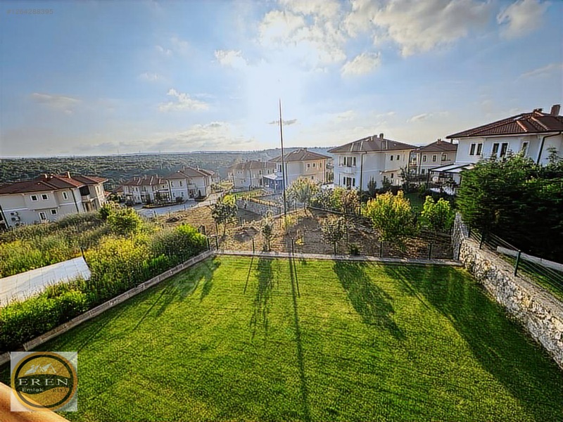 Riva Flora Evleri 5+2 içi yapılı sitenin en iyi konumu SATILIK - İSTANBUL BEYKOZ fotoğraf 2