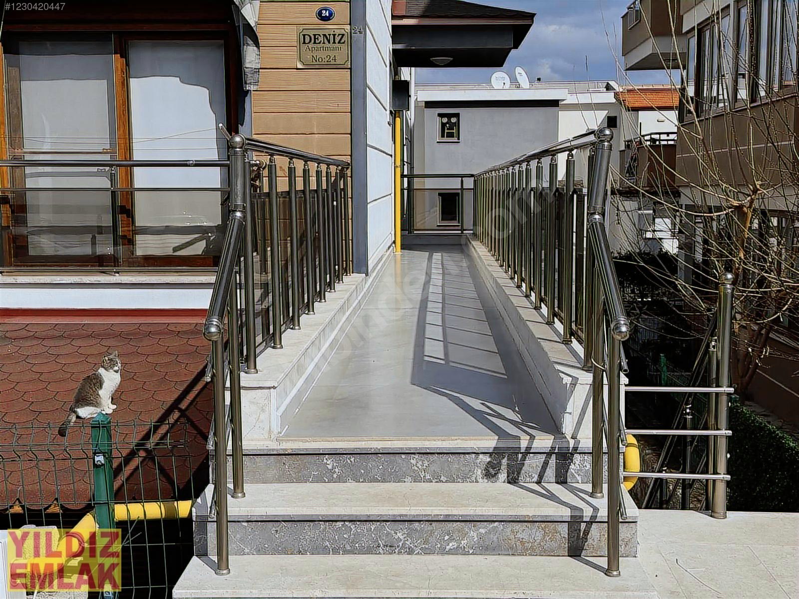 İZMİR DİKİLİ GAZİPAŞA MAH. YAKAMOZDA SIFIR DAİRE - İZMİR DİKİLİ fotoğraf 3