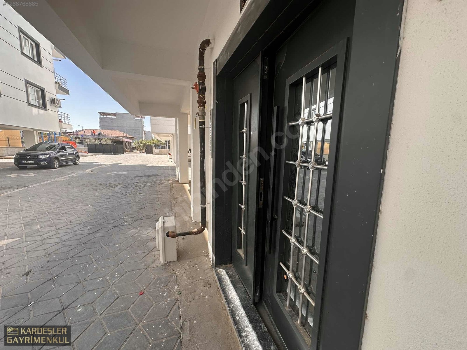 EFENDİDE SATILIK SİTE İÇERİSİNDE 2+1 GENİŞ FERAH AYDINLIK DAİRE - MANİSA AKHİSAR fotoğraf 16