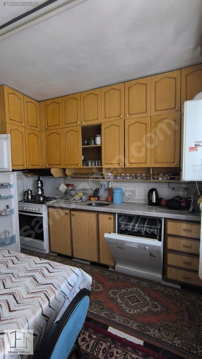 JOKER'DEN ŞEKEREVLERİ MEVKİNDE 3 KATLI 186m2 3+1 MÜSTAKİL EV - UŞAK MERKEZ fotoğraf 6