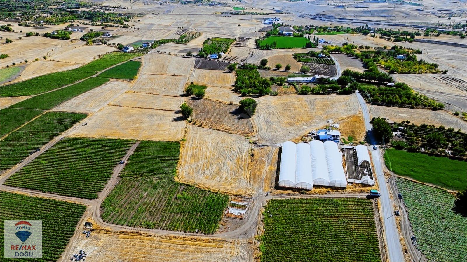 REMAX DOĞUDAN KORUCU KÖYÜNDE ANAYOLA 200M MESAFEDE SATILIK TARLA - ELAZIĞ MERKEZ fotoğraf 8
