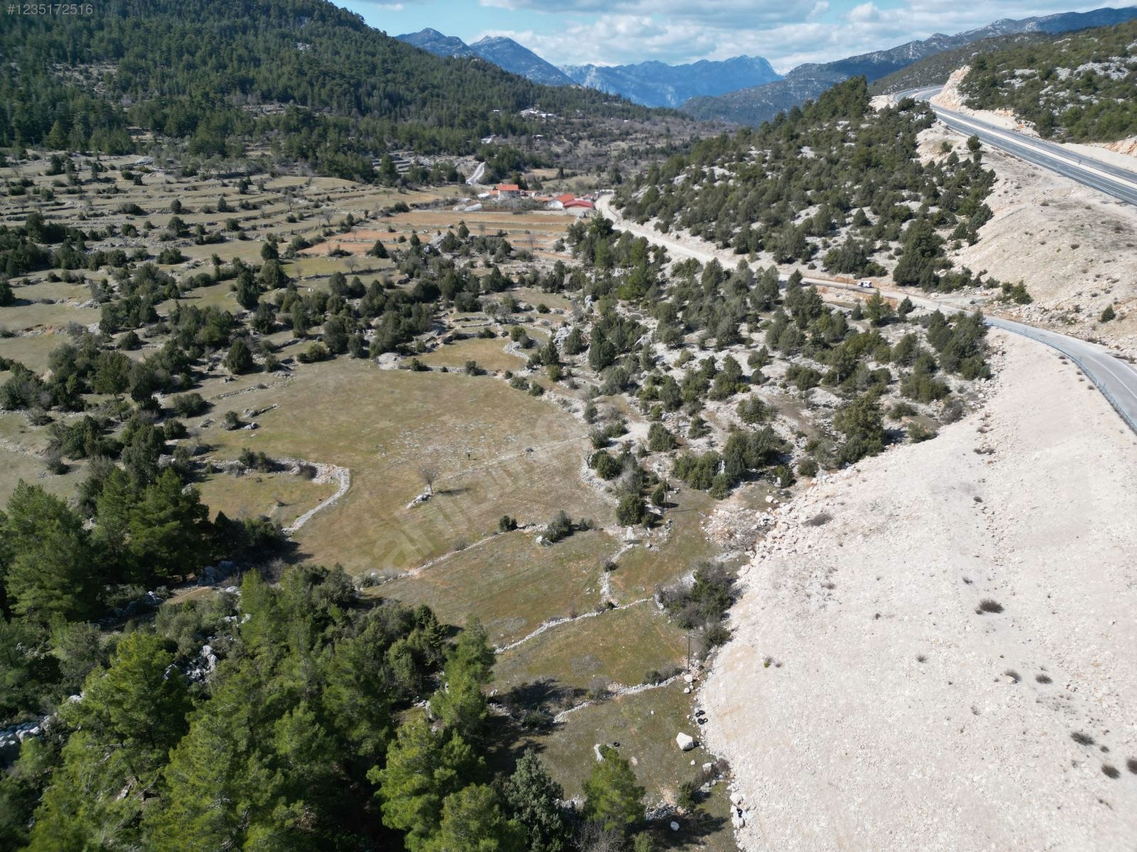 Antalya / Akseki / Alaçeşme Mhahallesinde 1.811 m² SATILIK ARSA  - ANTALYA AKSEKİ fotoğraf 13