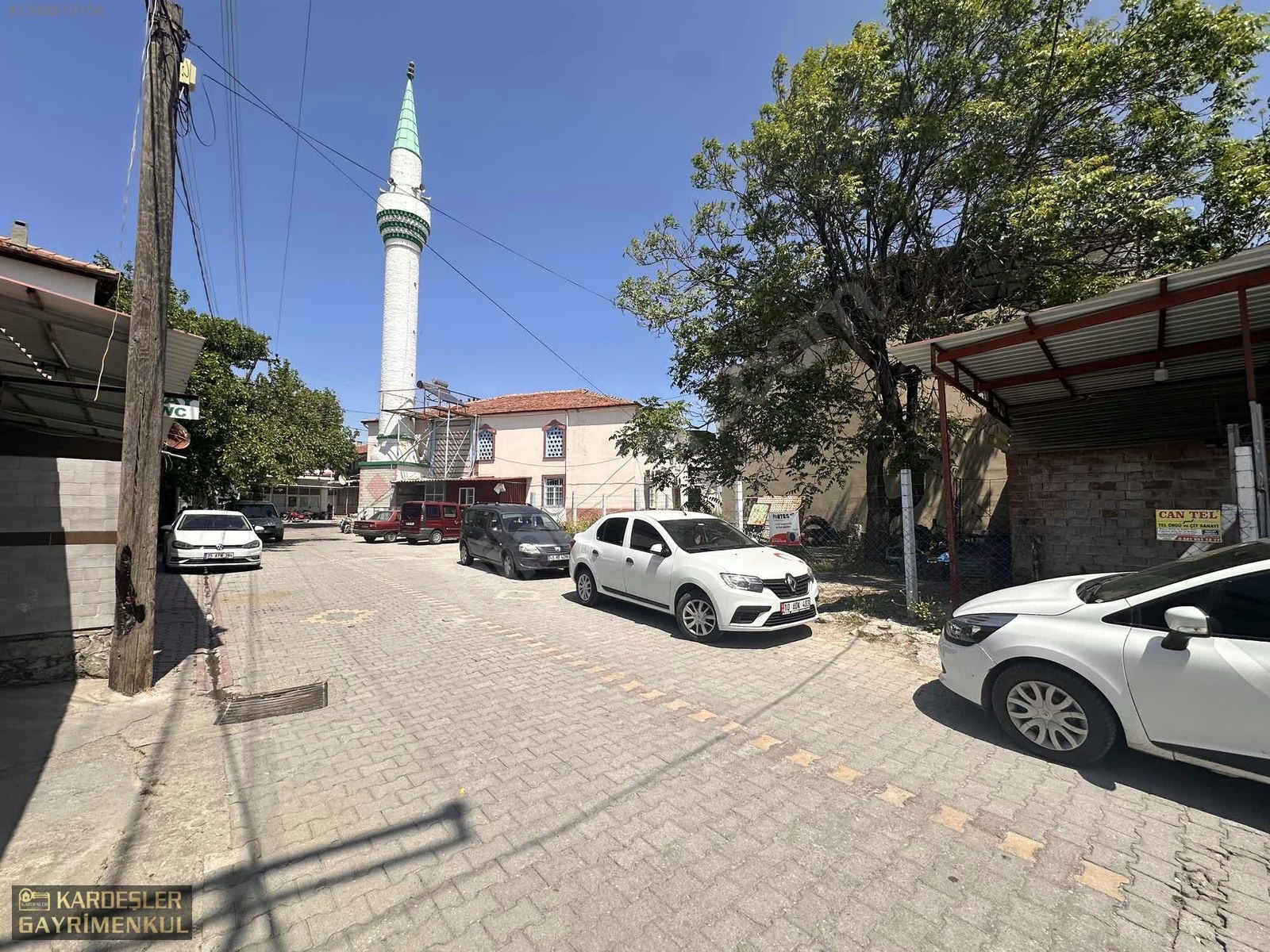 DEREKÖYDE SATILIK KÖY MERKEZİNDE ELEKTRİK SU AKTİF %50 İMARLI - MANİSA AKHİSAR fotoğraf 10
