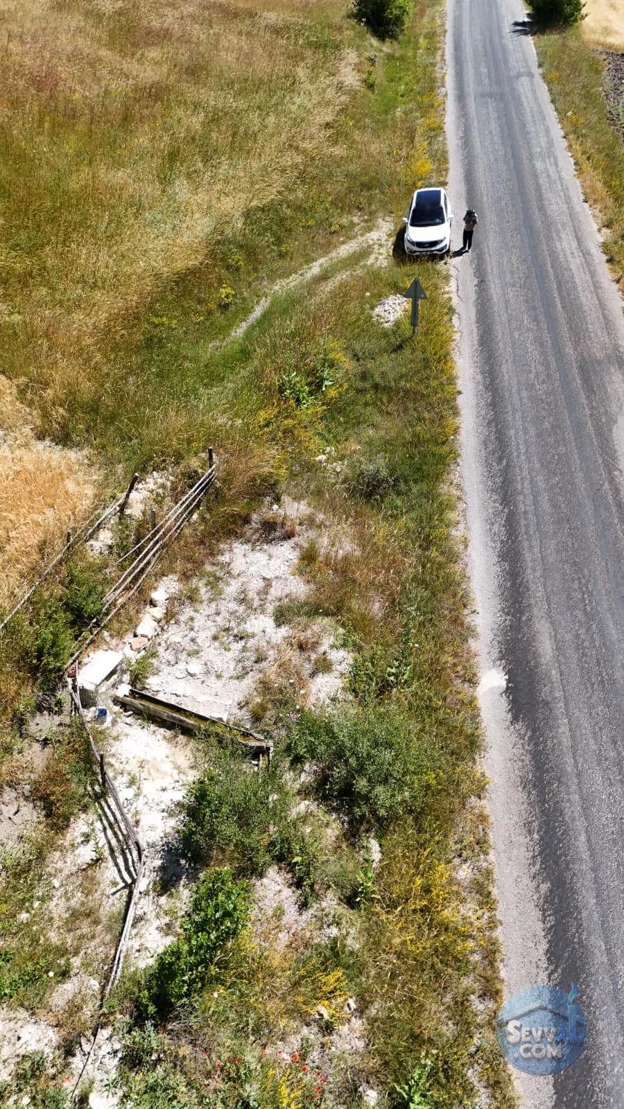 KÜTAHYA EMET ÖMERFAKI  KÖYÜNDE  3.853 M²   TARLA  SATILIKTIR - KÜTAHYA EMET fotoğraf 5