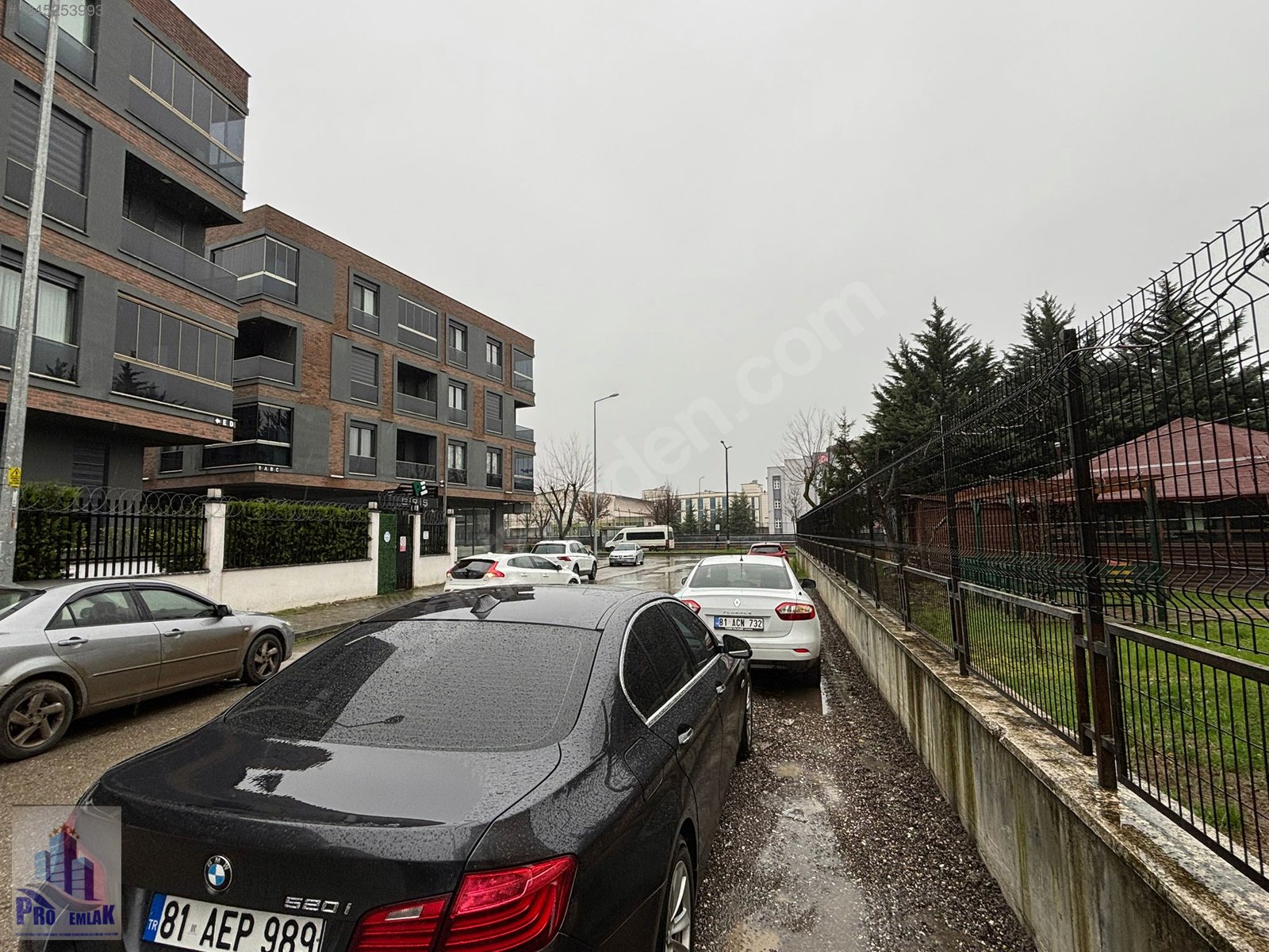 DÜZCE KÜLTÜR MH DOSTLAR SİTESİ SON KAT 200M2 4+1 SATILIK DAİRE - DÜZCE MERKEZ fotoğraf 2