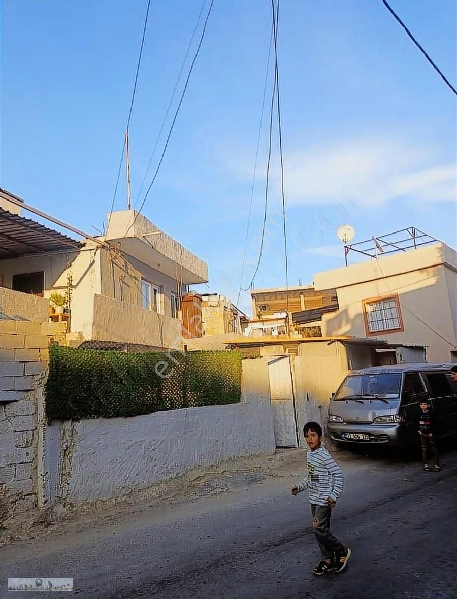Madenli Emlak'tan Gündoğdu Da 2 Katlı Müstakil Bina - MERSİN AKDENİZ fotoğraf 5