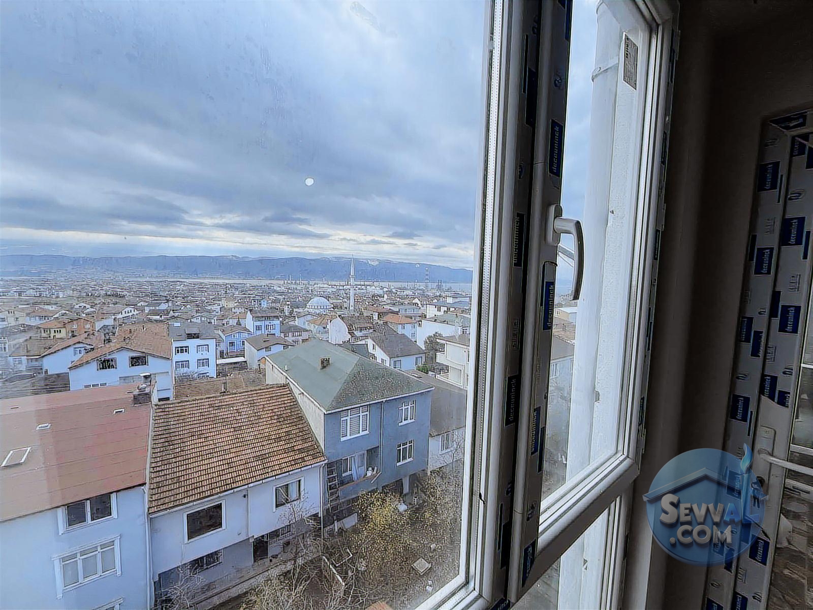 ENKA'DAN ÇAMLITEPEDE SATILIK EŞYALI AÇIK MUTFAKLI 2+1 DAİRE - Kocaeli Körfez fotoğraf 18