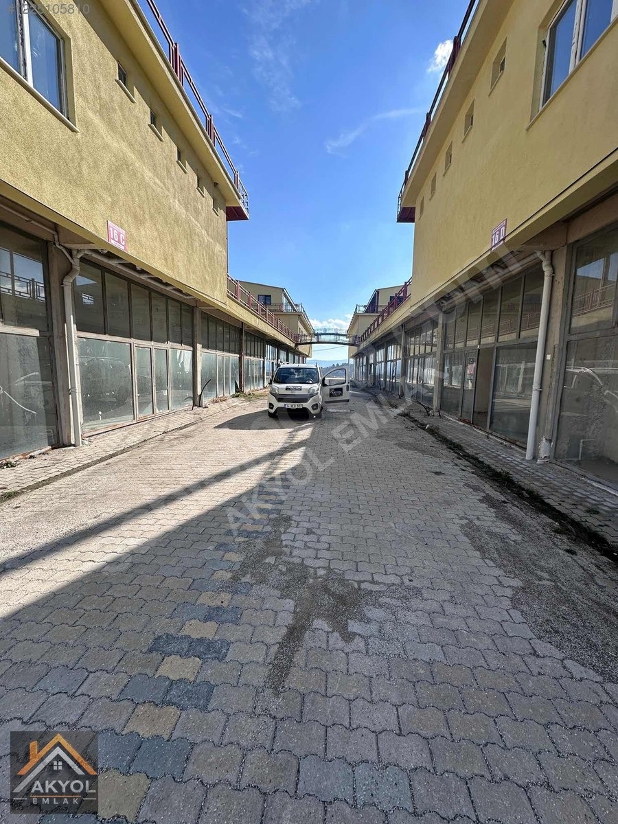^^AKYOL EMLAKTAN ÇUKURKÖY SANAYİSİNDE SATILIK DÜKKAN^^ - KÜTAHYA TAVŞANLI fotoğraf 5
