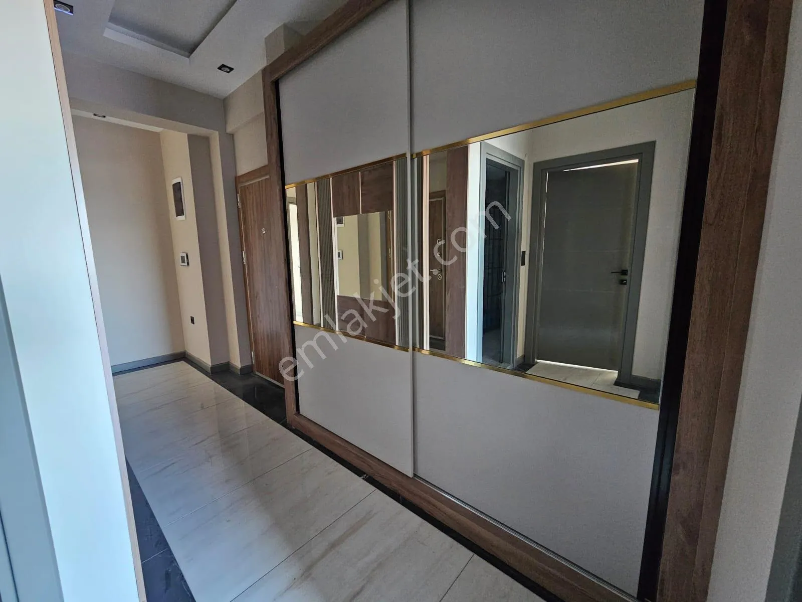 Kuşadası Merkezde 3+1 Fırsat Villa. - AYDIN KUŞADASI fotoğraf 15