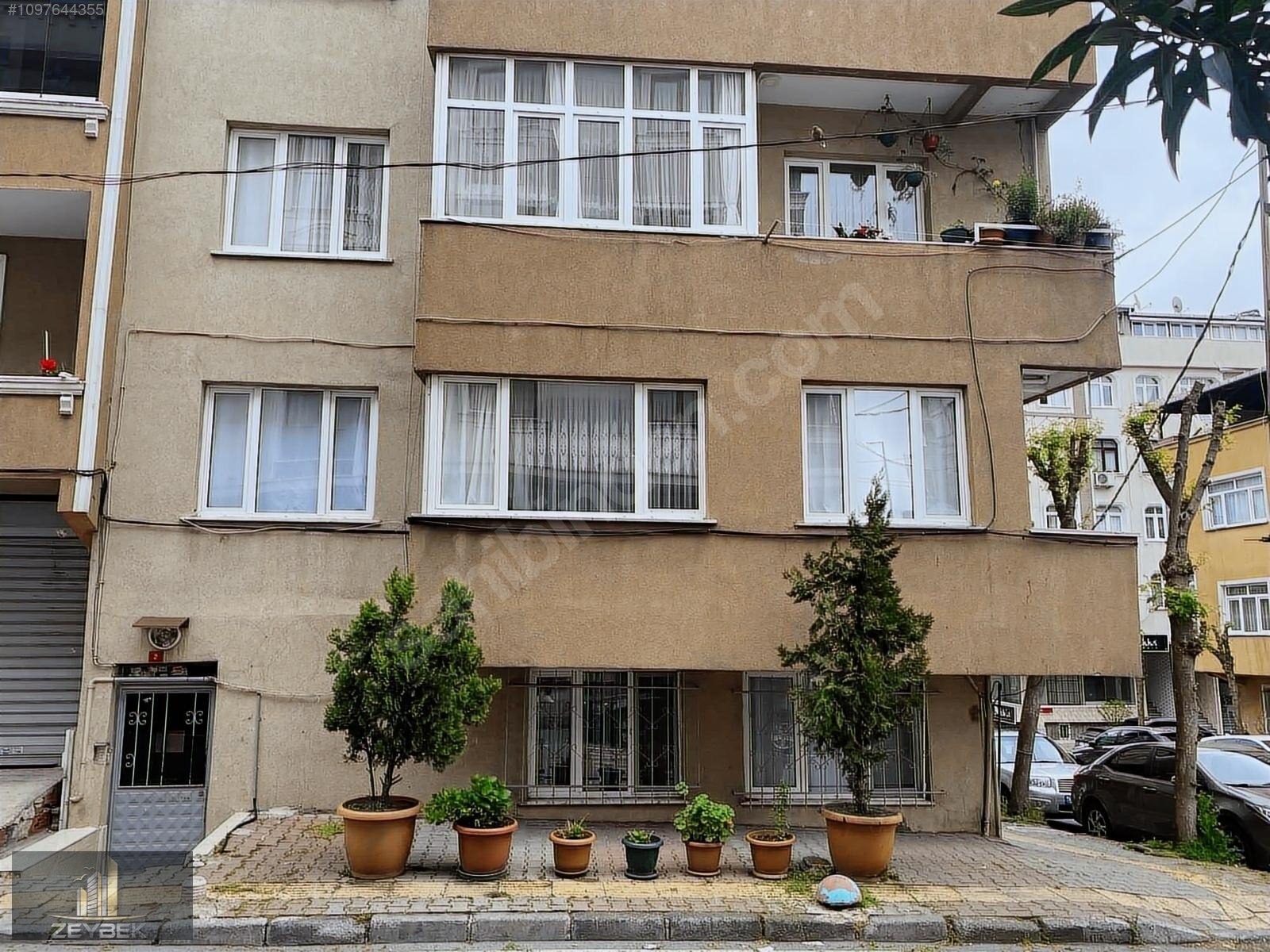 [ZEYBEKTEN] HÜRRİYETTE 324 SOKAKTA 1 KAT 2+1 94M² DAİRE - İSTANBUL GAZİOSMANPAŞA fotoğraf 2