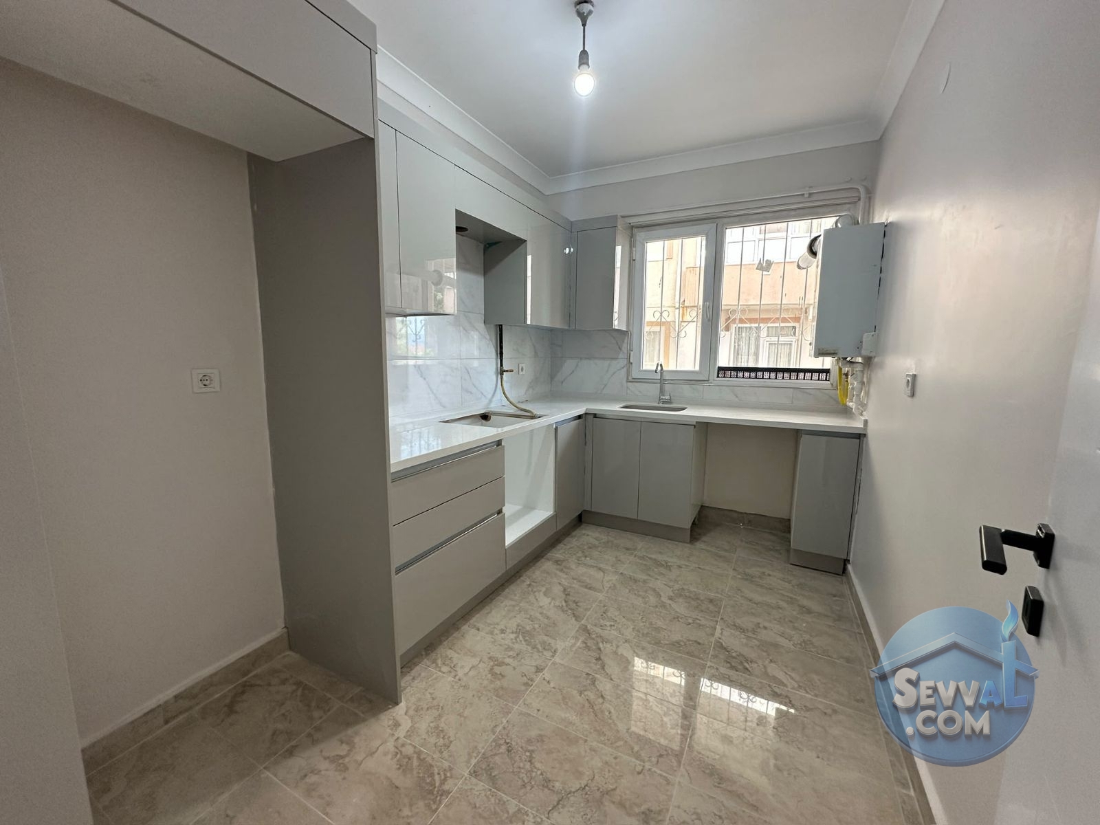 DEĞİRMENDERE İÇİ FULL SIFIR YAPILI 3+1 SATILIK DAİRE - Kocaeli Gölcük fotoğraf 1