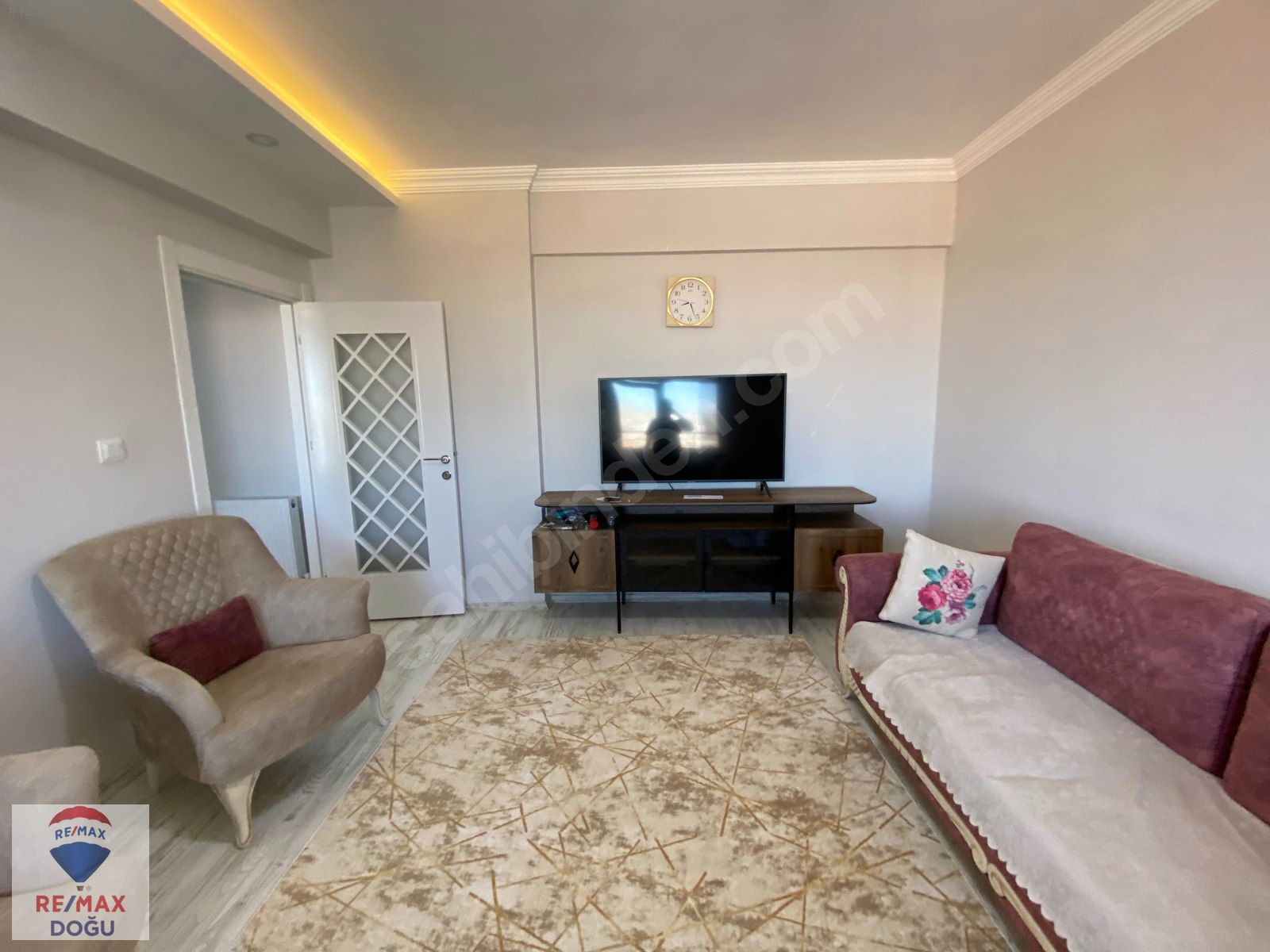 [REMAX DOĞU] KÜLTÜR'DE MANZARALI 2+1 SATILIK DAİRE - ELAZIĞ MERKEZ fotoğraf 3