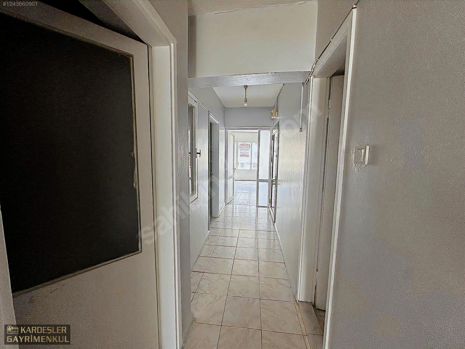 ÇARŞI MERKEZDE SATILIK ARAKAT DAİRE FIRSAT ! - MANİSA AKHİSAR fotoğraf 18
