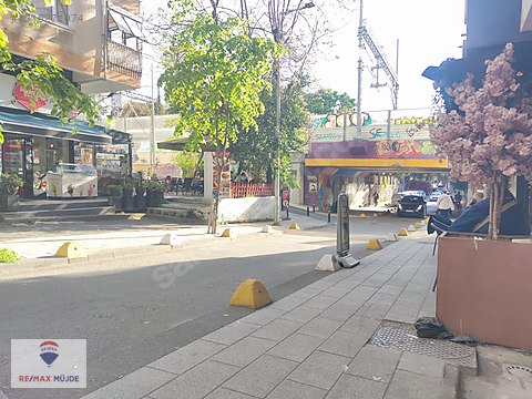 K.TOPRAK ZÜHTÜPAŞA'DA CADDEYE CEPHELİ TADİLATLI KİRALIK DÜKKAN - İSTANBUL KADIKÖY fotoğraf 6