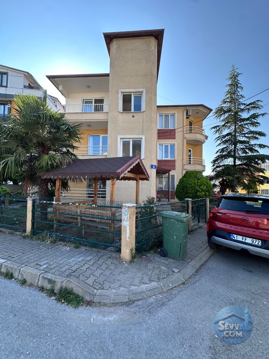 KÖRFEZ FATİH MH. 95 EVLERDE SATILIK 3+1 GİRİŞ KAT DAİRE - Kocaeli Körfez fotoğraf 10
