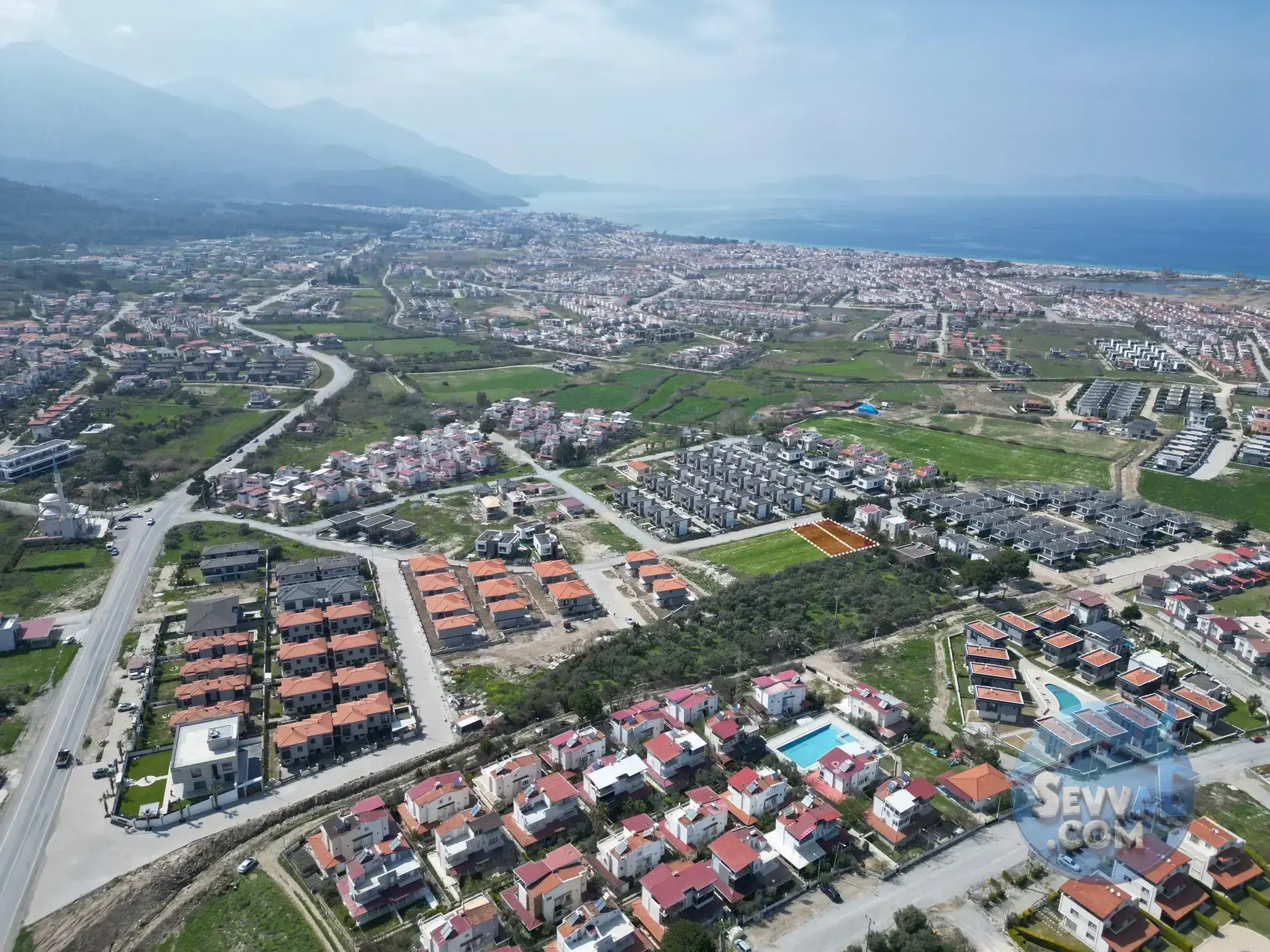 OKSIJEN DEPOSU GÜZELÇAMLI DA DENIZE YÜRÜME MESAFESINDE VILLA IMARLI ARSA - AYDIN KUŞADASI fotoğraf 5
