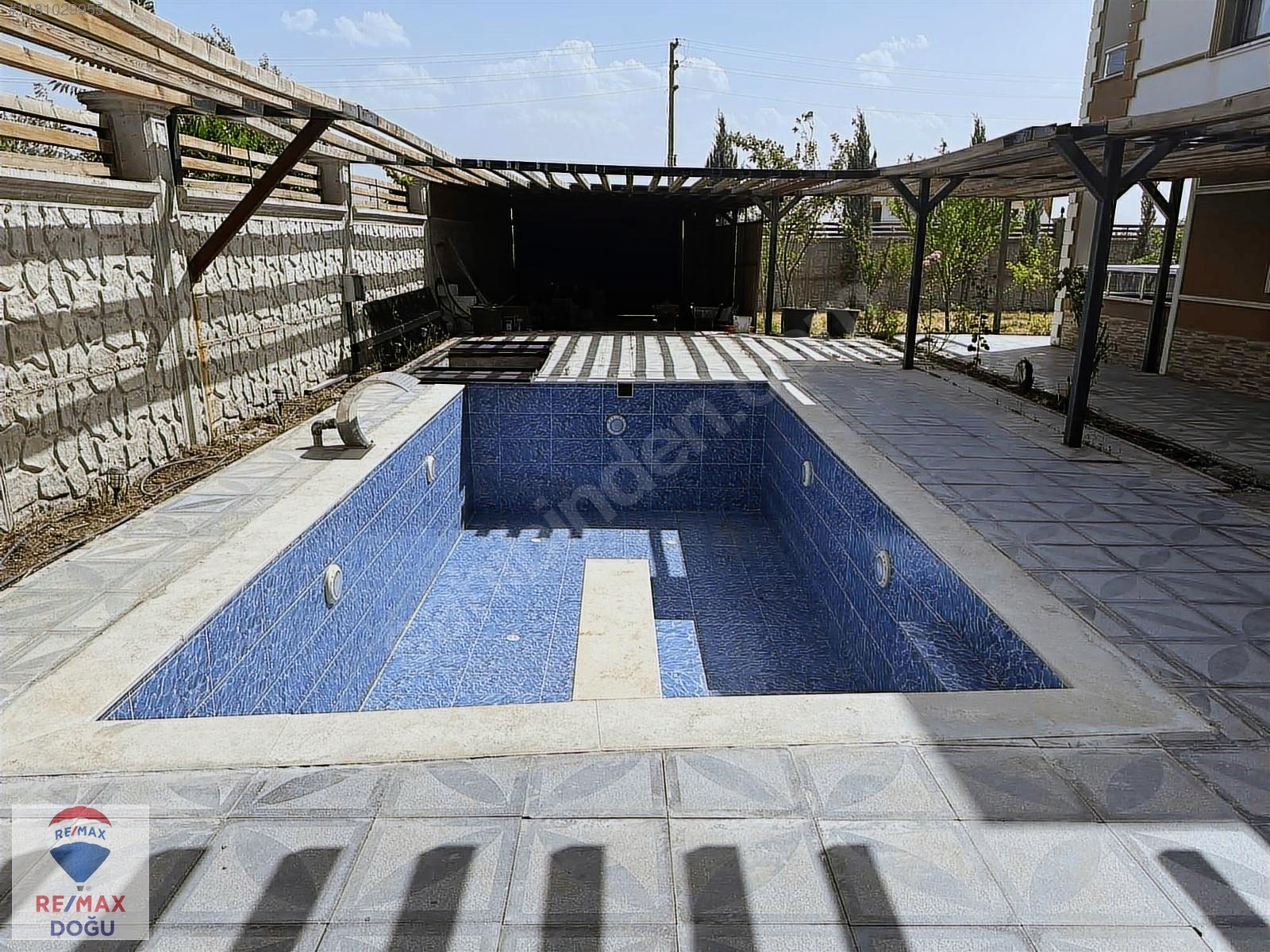 REMAX DOĞUDAN YAZIKONAKTA LÜKS DUBLEKS VİLLA - ELAZIĞ MERKEZ fotoğraf 5