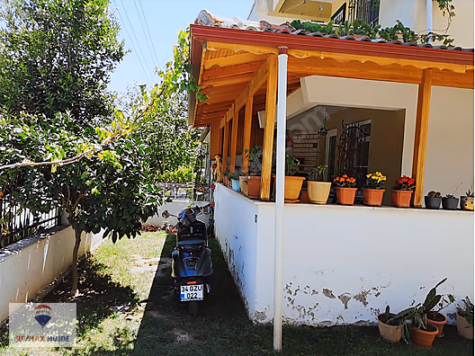 AKÇAY 220M² 4+1 KÖŞE TRİPLEX 3 BANYOWC FULL DONANIMLI ÖZEL YAPIM - BALIKESİR EDREMİT fotoğraf 9